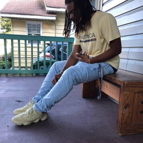 Meet your Posher, Herschel - Picture 1 of 1